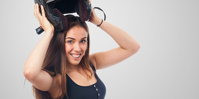 Höhe des Schadensersatzes bei durch Motorradunfall beschädigtem Motorradhelm